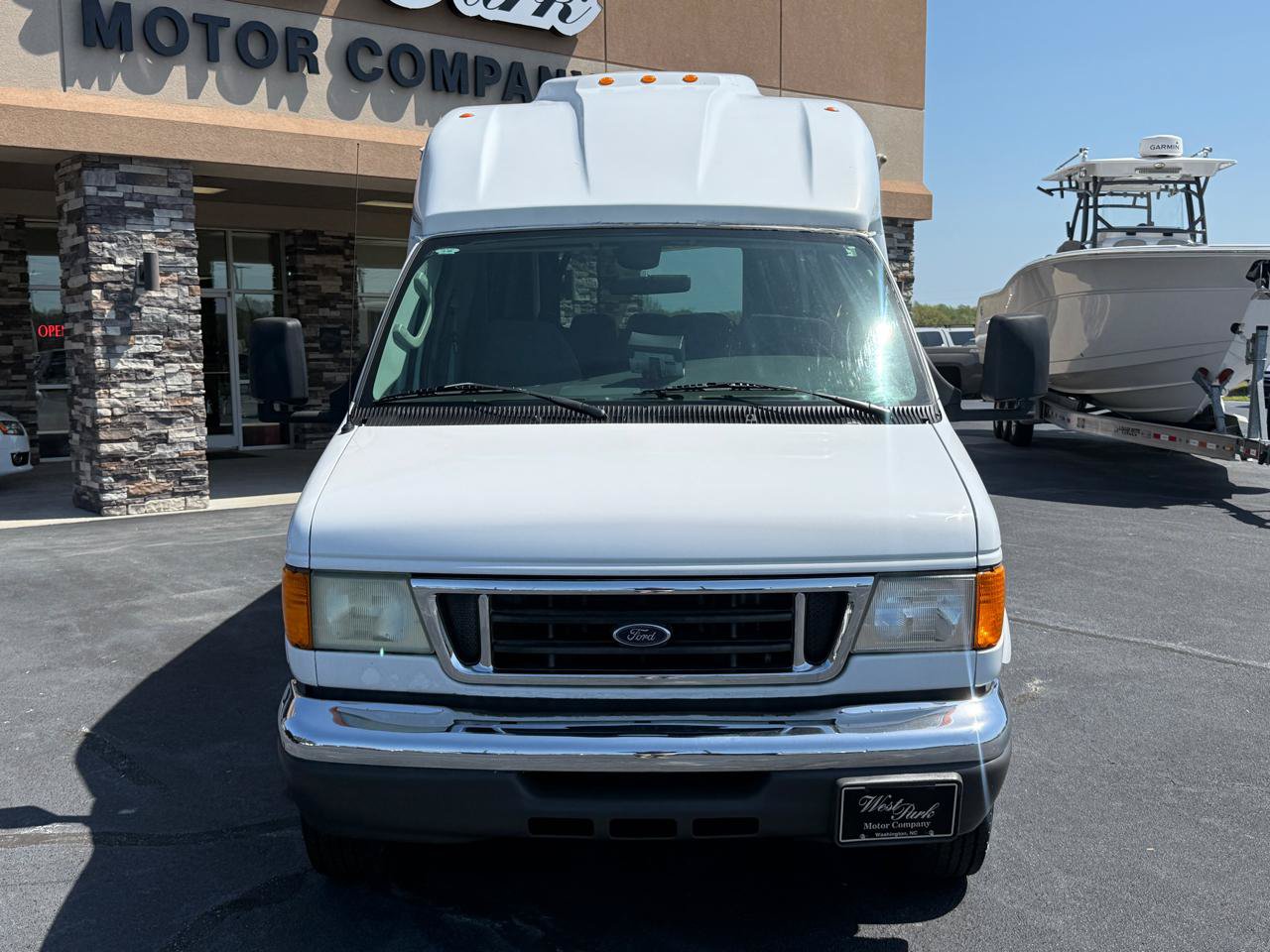 Used 2007 Ford E-350 and Econoline 350 Super Duty RWD image 6