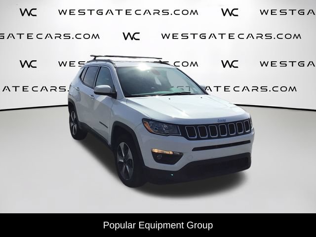 Used 2018 Jeep Compass Latitude w/ Popular Equipment Group FWD image 4