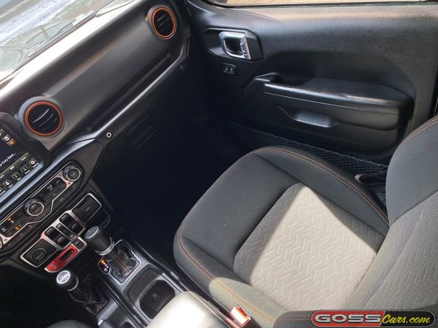 Used 2022 Jeep Gladiator Mojave w/ Cold Weather Group image 15
