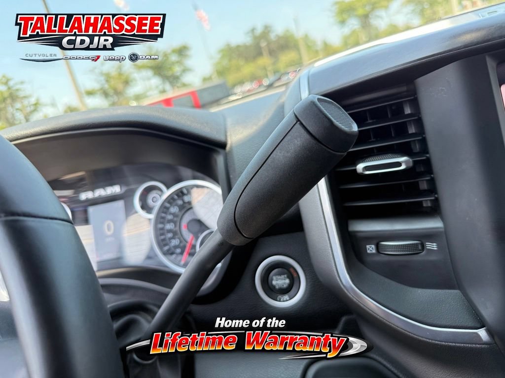 Used 2024 RAM 3500 Big Horn AWD/4WD image 30