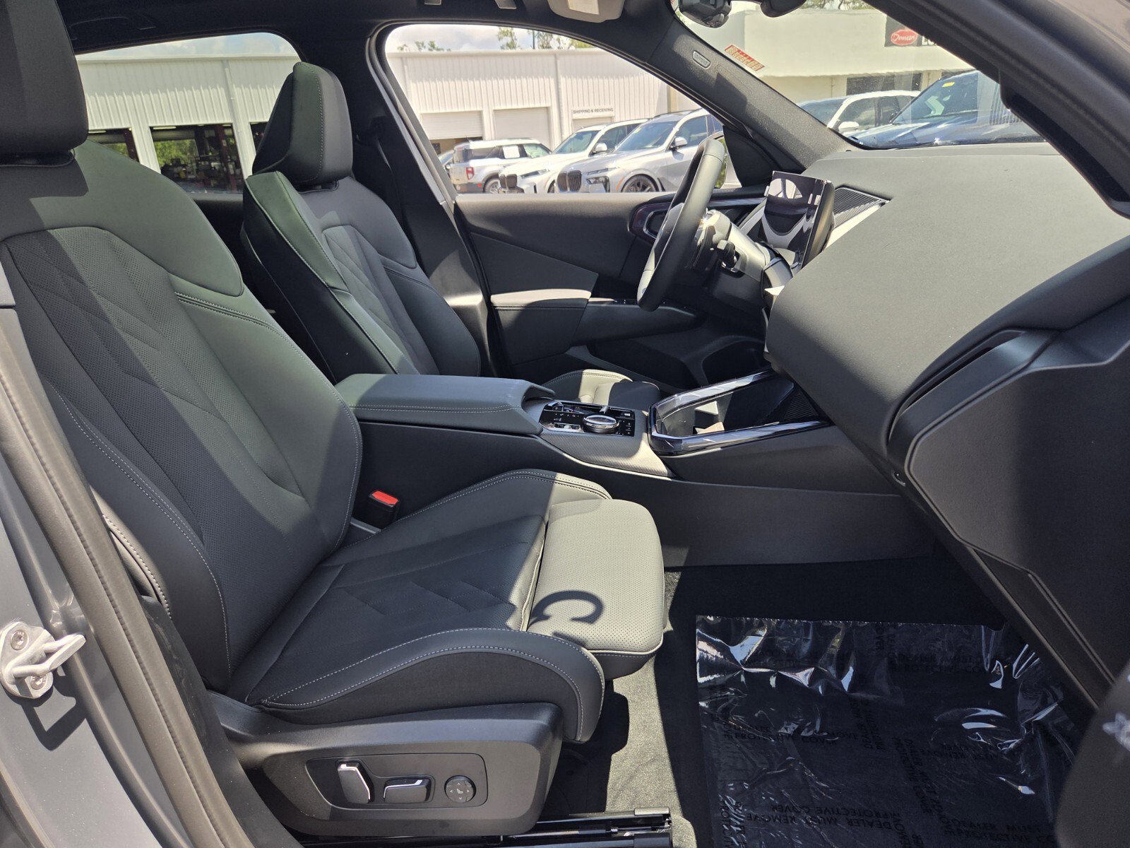 New 2025 BMW X3 xDrive30 w/ Premium Package AWD/4WD image 17