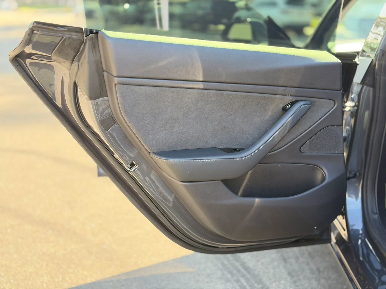 Used 2019 Tesla Model 3 Long Range image 21