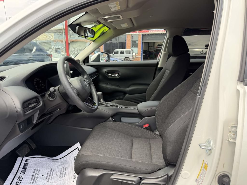 Used 2026 Honda HR-V LX image 19