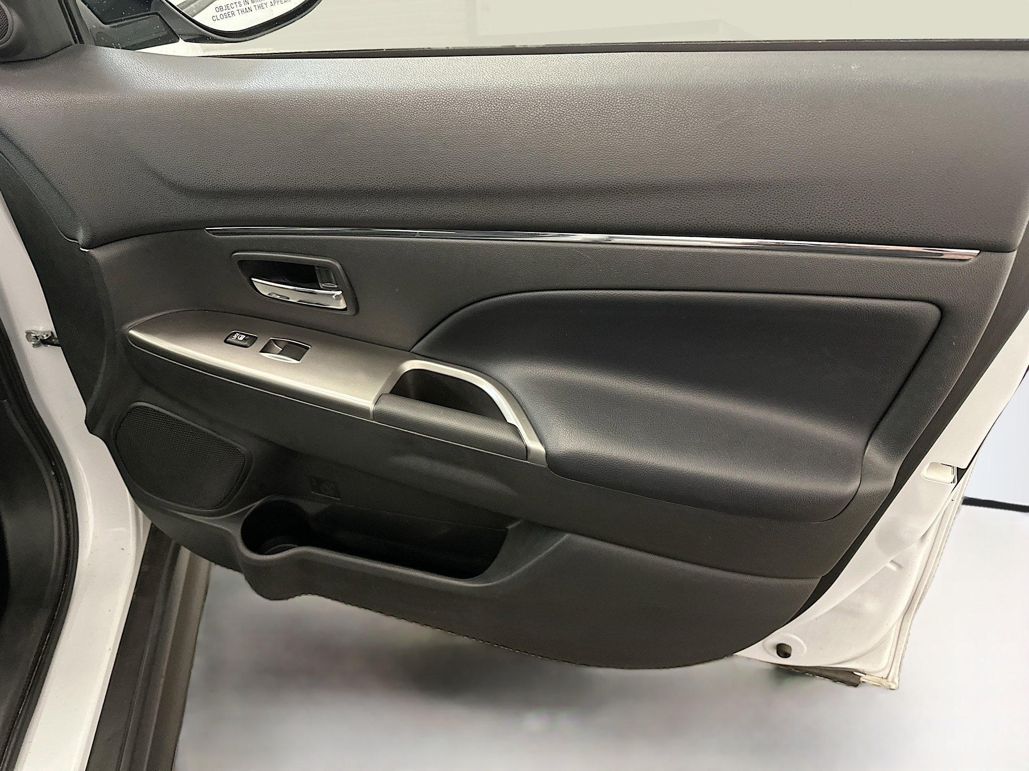 Used 2025 Mitsubishi Outlander Sport SE image 32