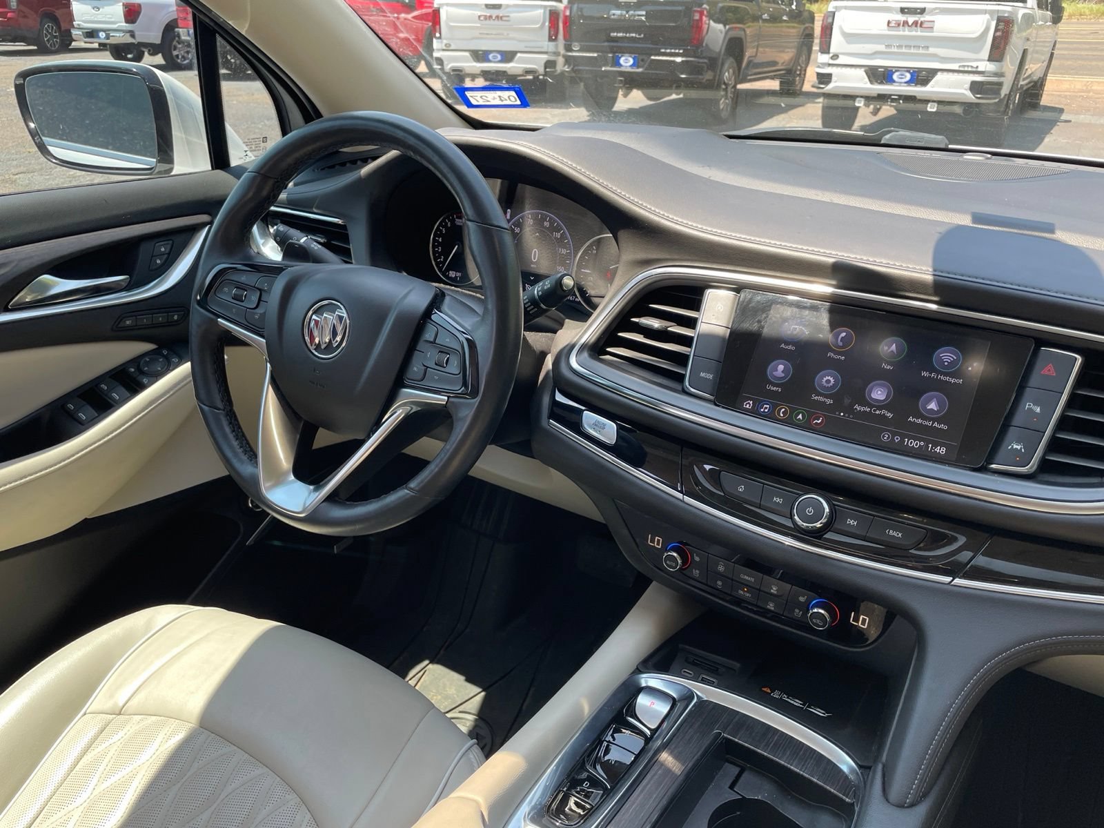Used 2022 Buick Enclave Avenir w/ Avenir Technology Package FWD image 34
