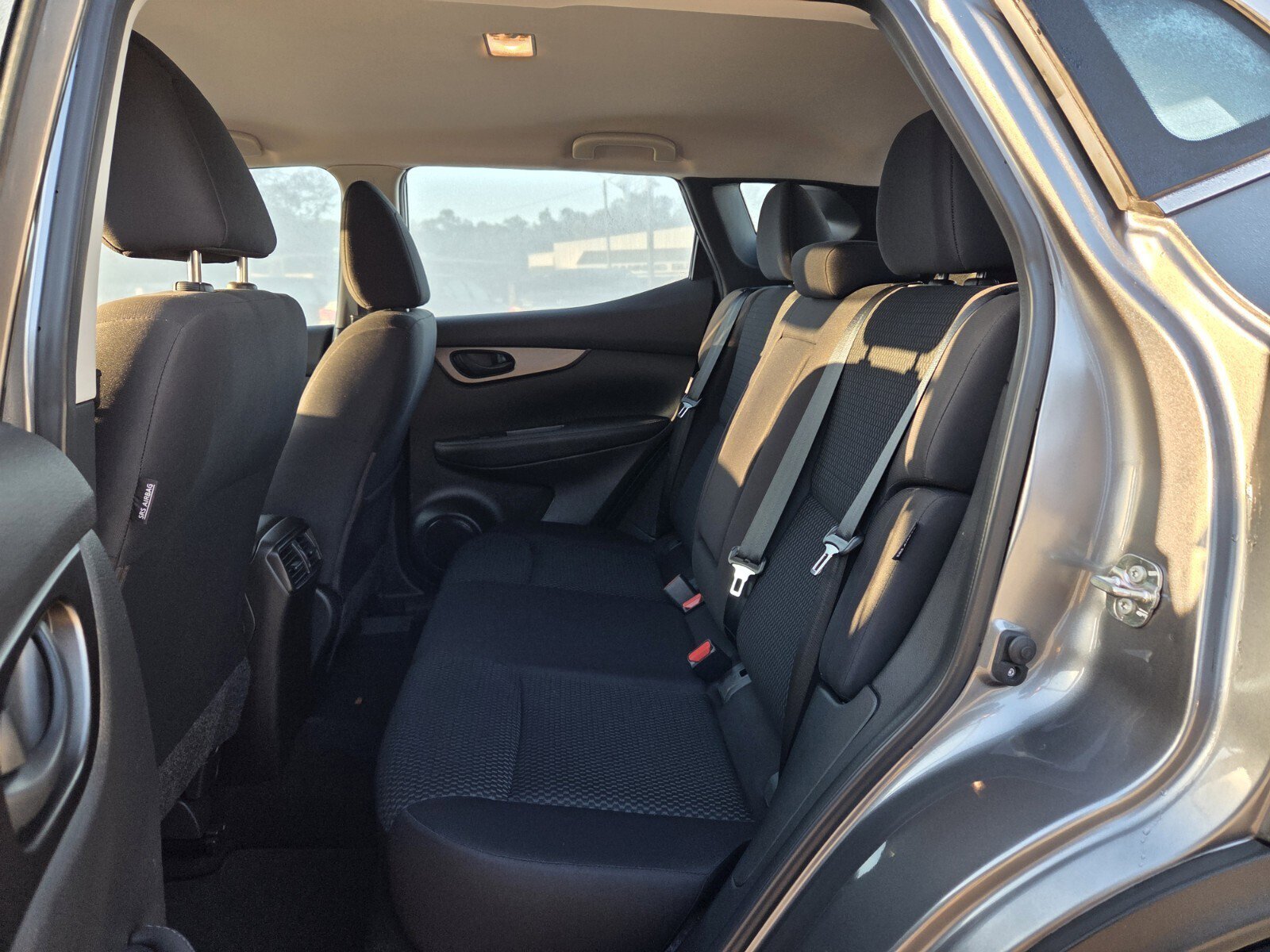 Used 2021 Nissan Rogue Sport S image 12