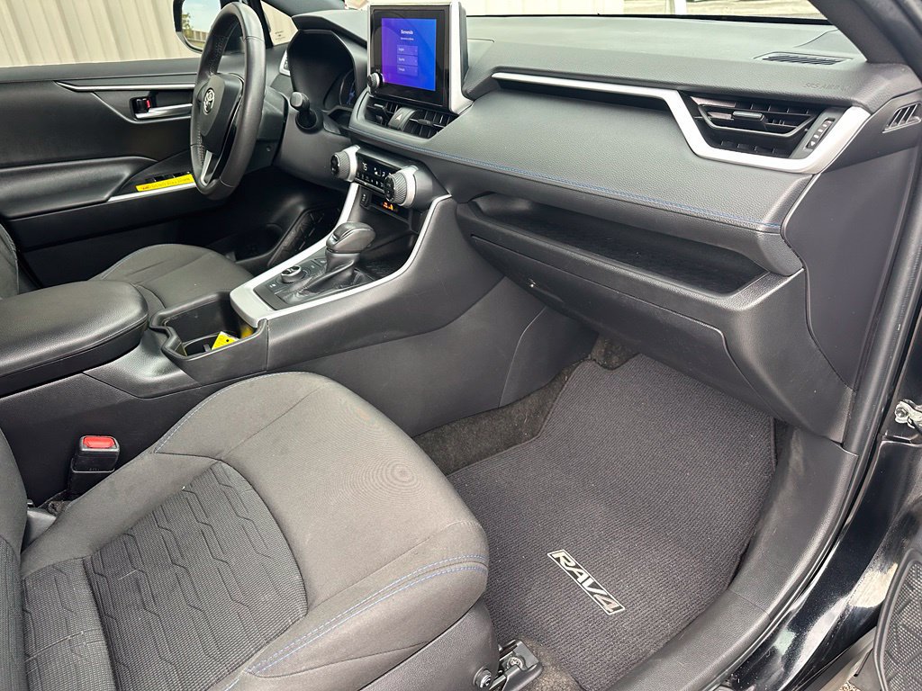 Used 2023 Toyota RAV4 SE AWD/4WD image 28