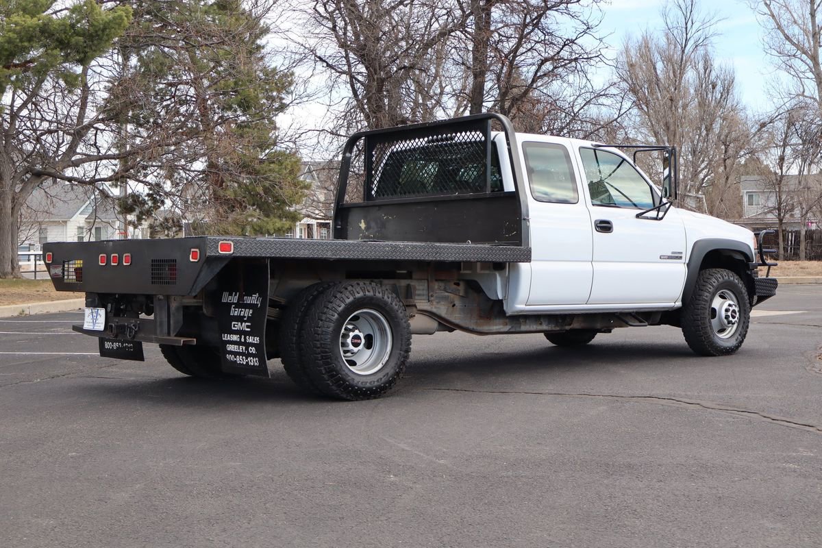 Used 2007 GMC Sierra 3500 W/T w/ Heavy-Duty Power Package image 5