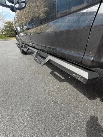 Used 2019 Ford F350 XLT w/ XLT Premium Package image 12