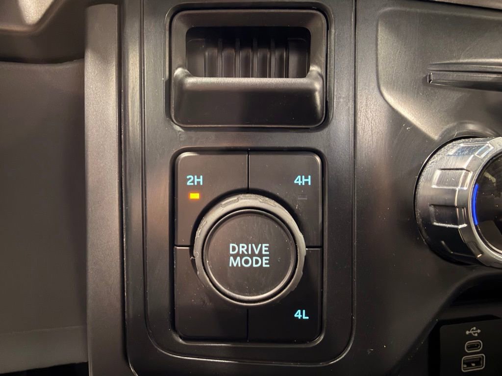 Used 2025 Ford F150 XLT w/ Equipment Group 301A Standard image 35