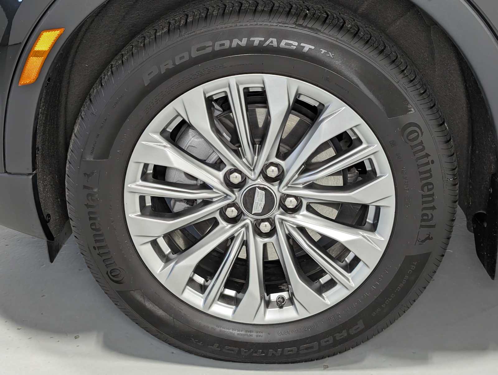 Certified 2024 Cadillac XT4 Premium Luxury w/ Cold Weather Package AWD/4WD image 3