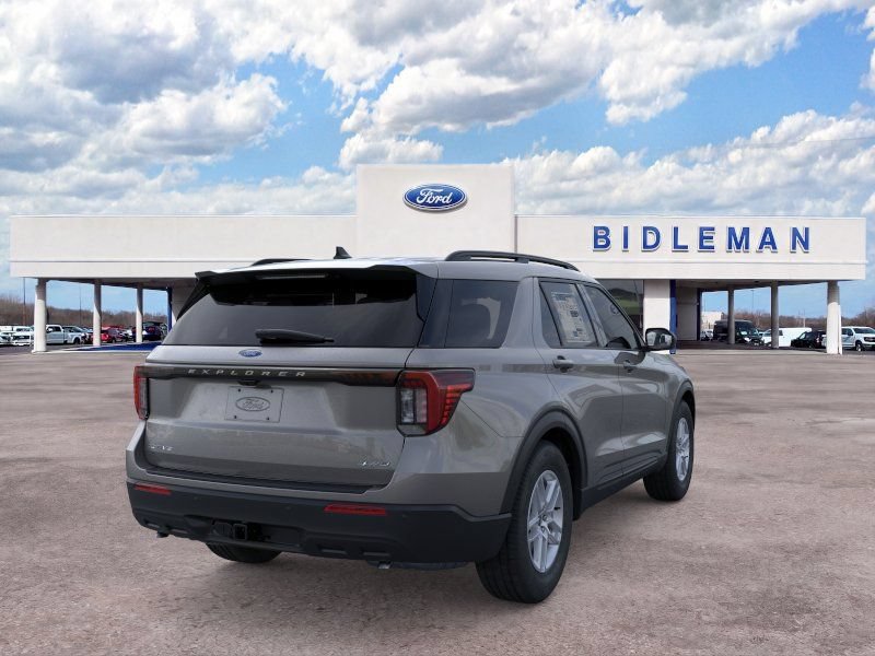 New 2026 Ford Explorer Active AWD/4WD image 9