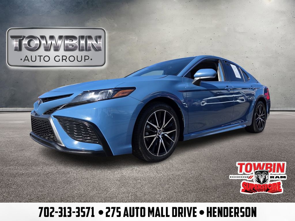 Used 2023 Toyota Camry SE AWD/4WD image 1