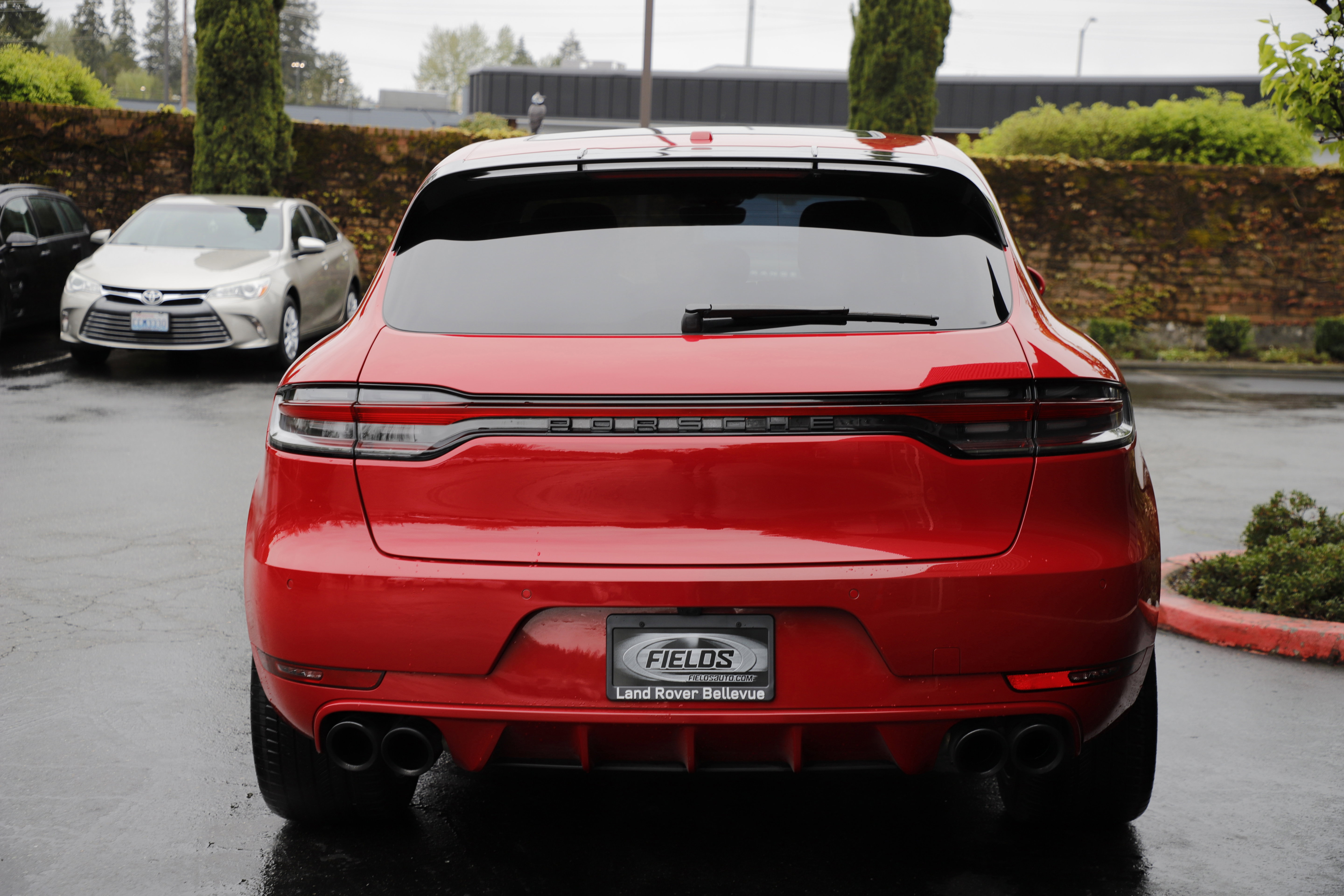 Used 2020 Porsche Macan Turbo image 7