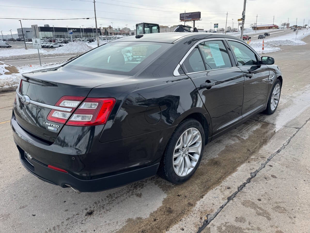 Used 2014 Ford Taurus Limited AWD/4WD image 5