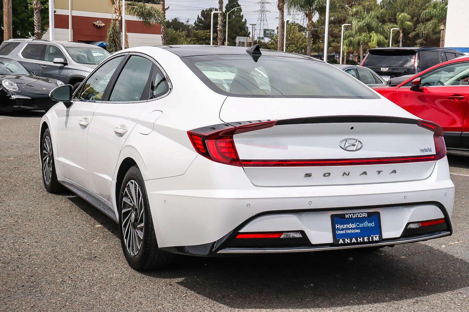 Used 2022 Hyundai Sonata Limited w/ Cargo Package FWD image 9