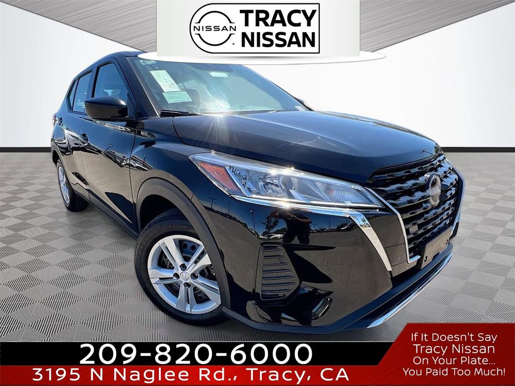 Used 2025 Nissan Kicks Play S