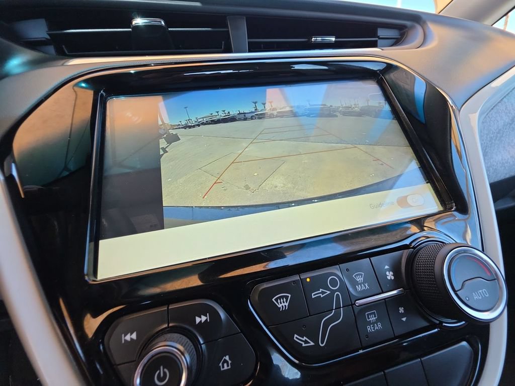 Used 2020 Chevrolet Bolt LT FWD image 15