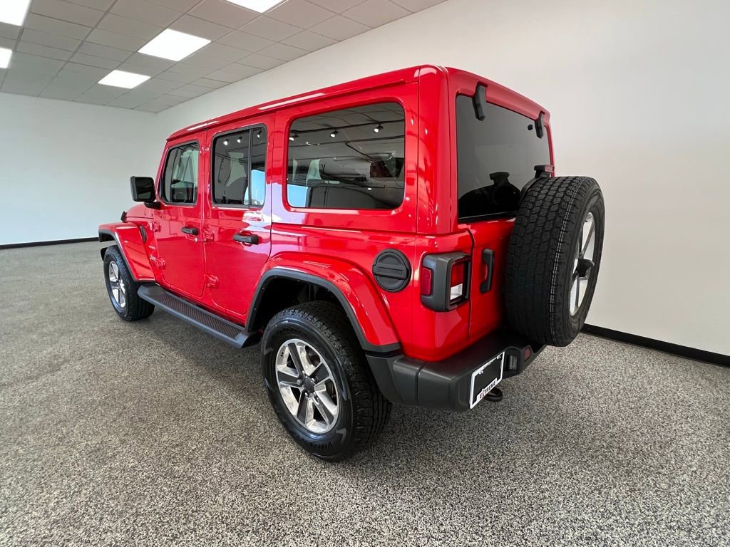 Used 2022 Jeep Wrangler Unlimited Sahara w/ Cold Weather Group image 18