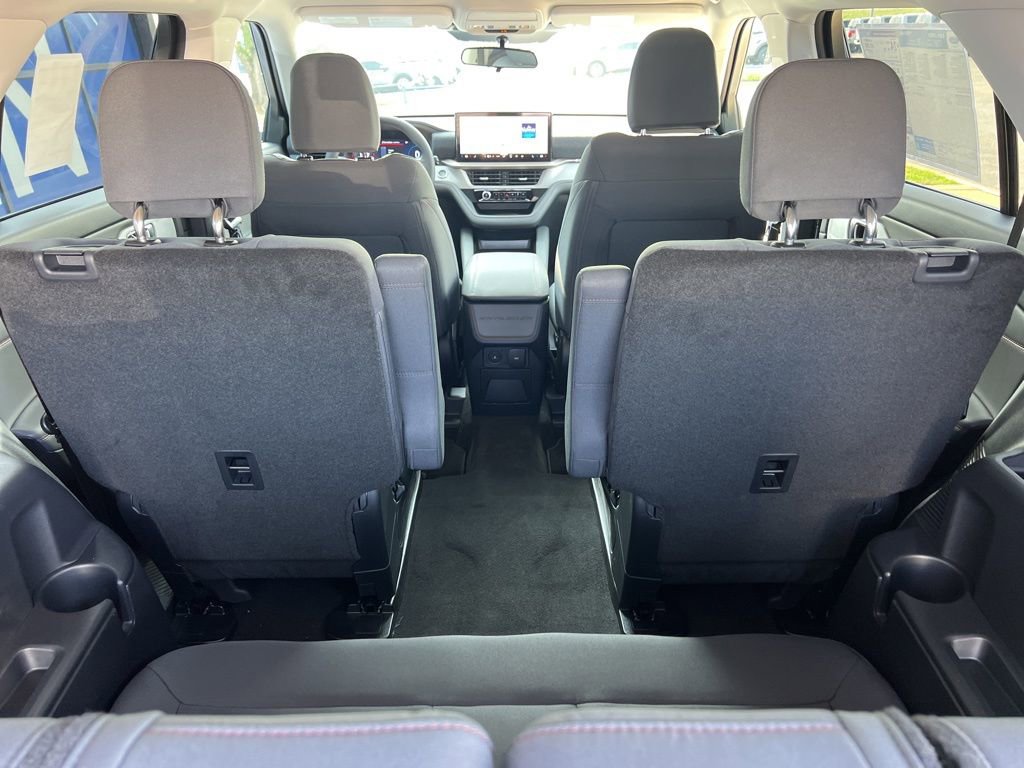 New 2026 Ford Explorer Active RWD image 11