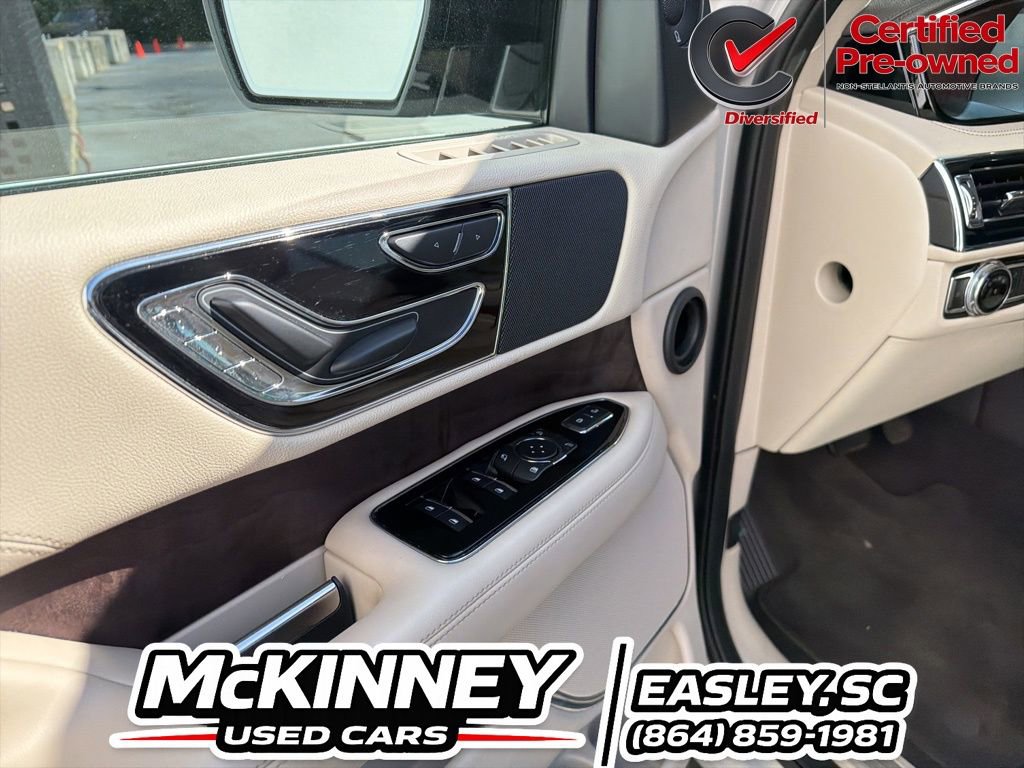 Used 2020 Lincoln Navigator 2WD image 50