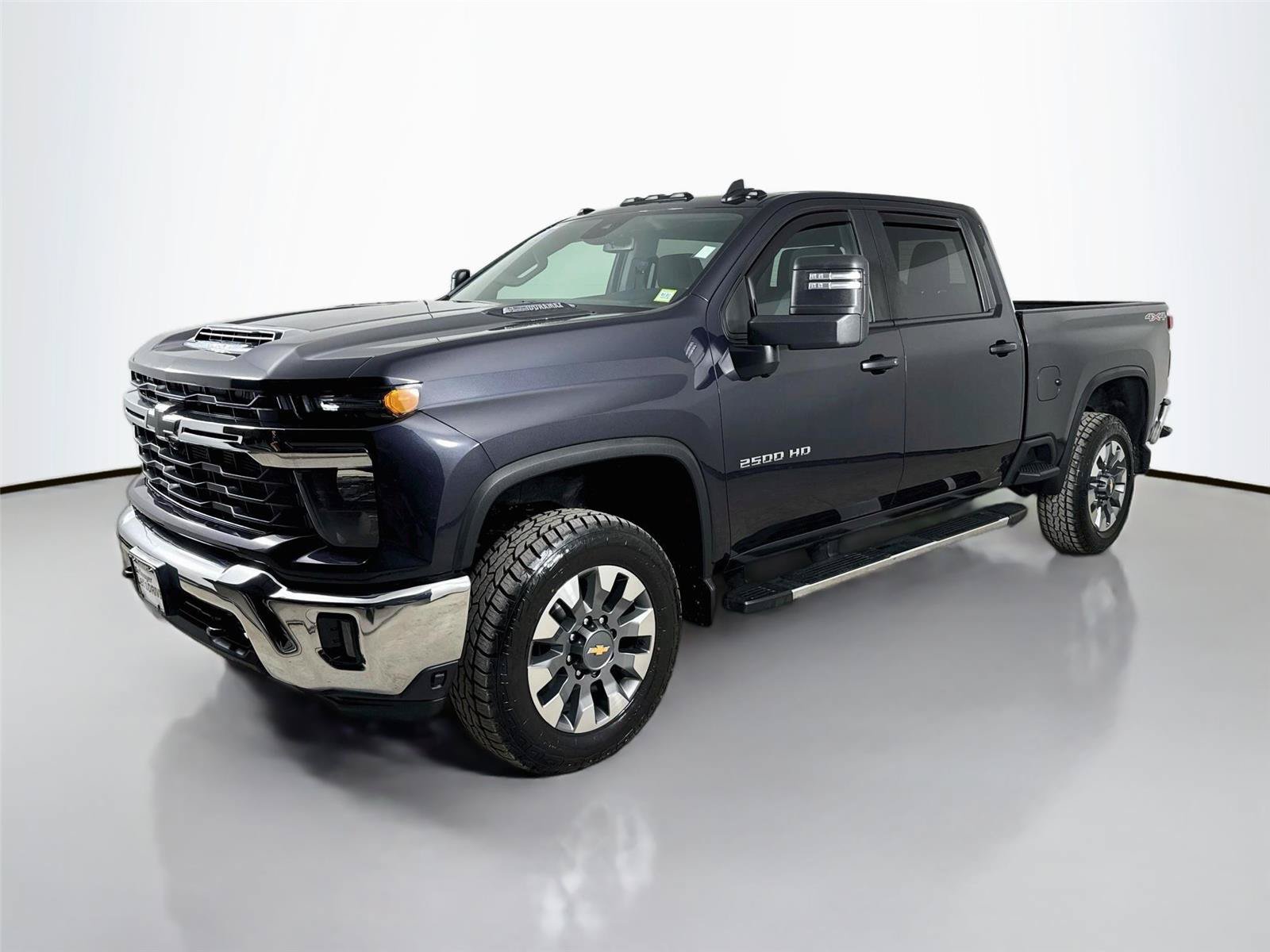 Used 2024 Chevrolet Silverado 2500 LT w/ All Star Edition AWD/4WD image 5