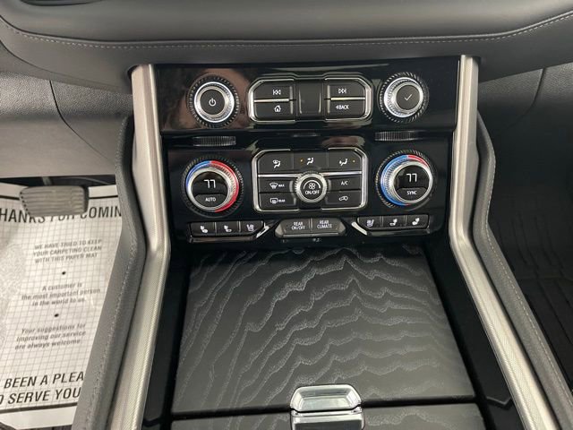 Used 2023 GMC Yukon Denali AWD/4WD image 42