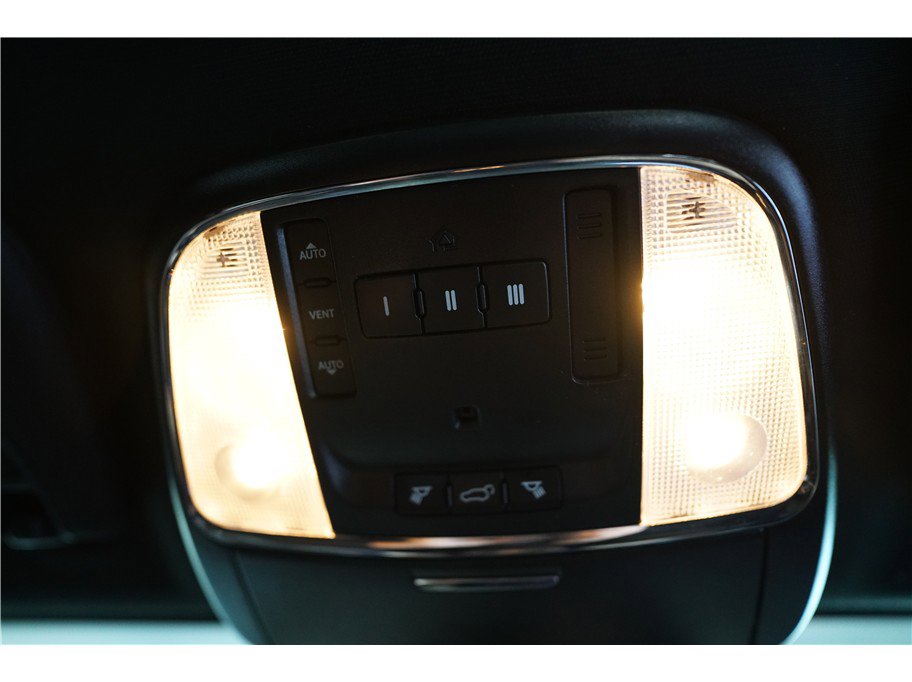 Used 2019 Jeep Grand Cherokee Altitude image 27