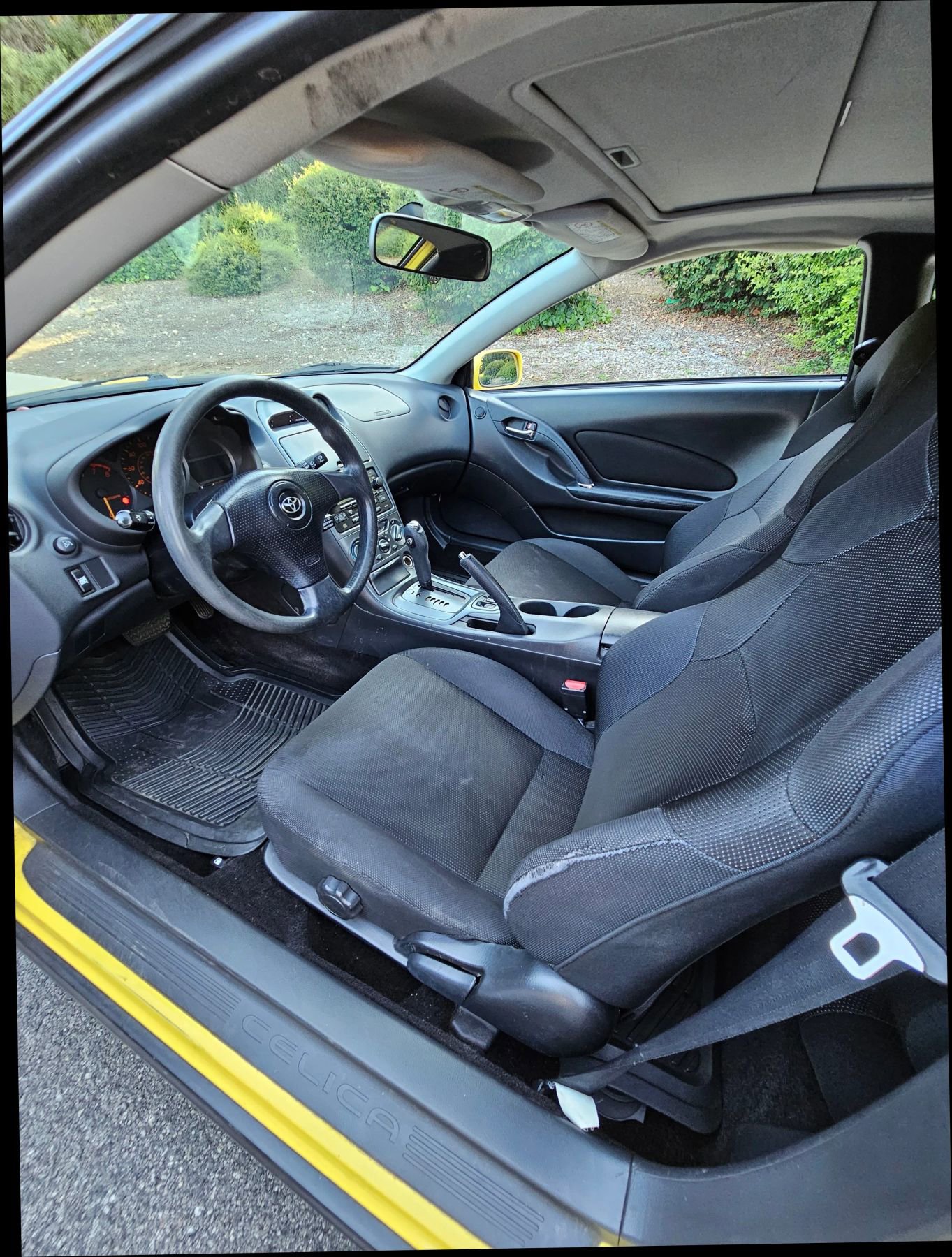 Used 2003 Toyota Celica GT image 17