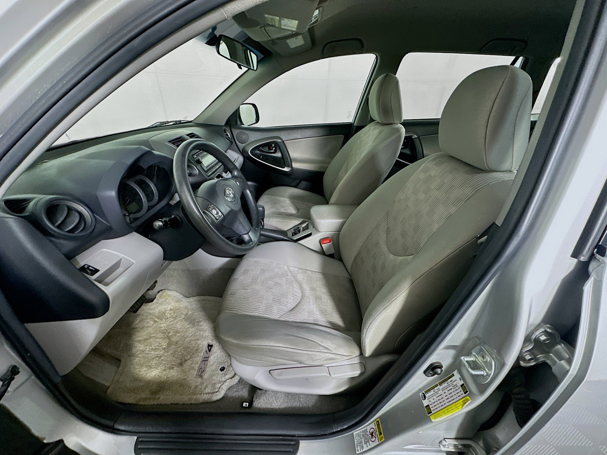 Used 2012 Toyota RAV4 FWD w/ Value Pkg image 13