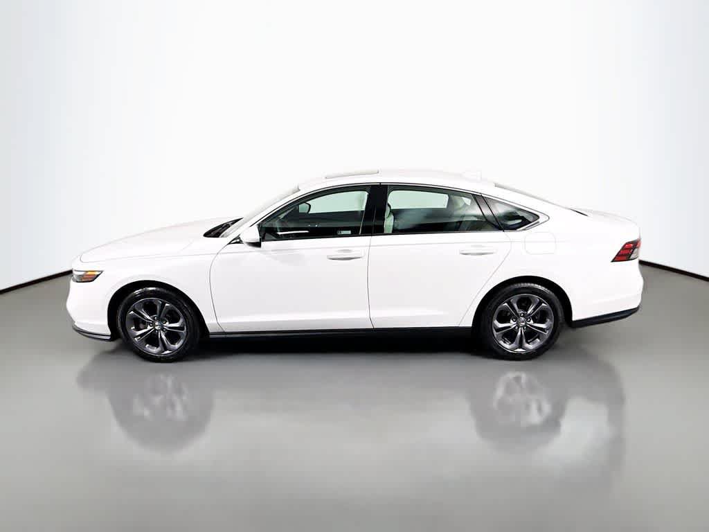 Certified 2023 Honda Accord EX image 4