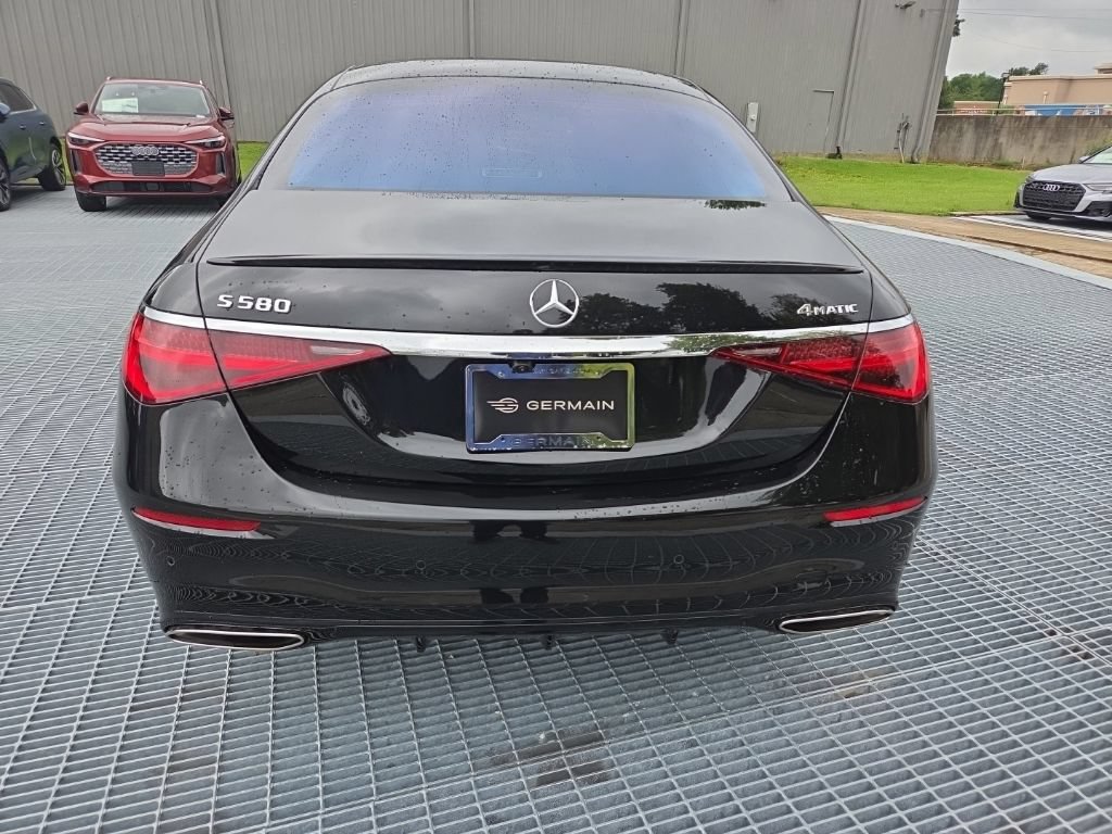 Used 2021 Mercedes-Benz S 580 4MATIC Sedan image 4