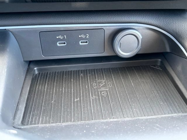 New 2026 Nissan Sentra SR w/ SR Premium Package FWD image 24