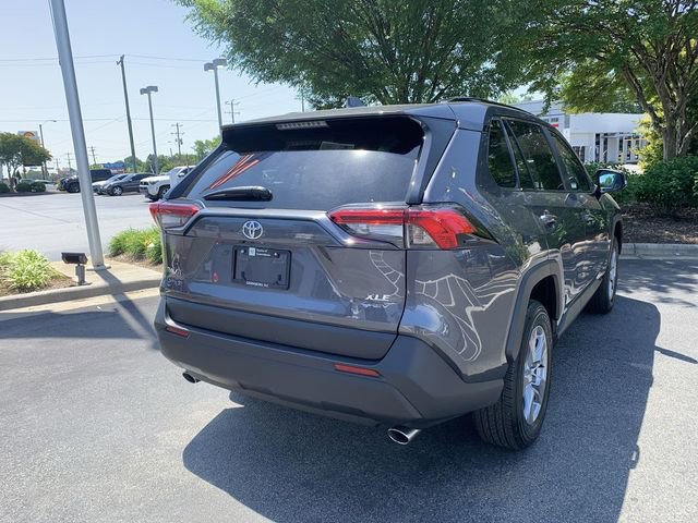 Used 2025 Toyota RAV4 XLE AWD/4WD image 8