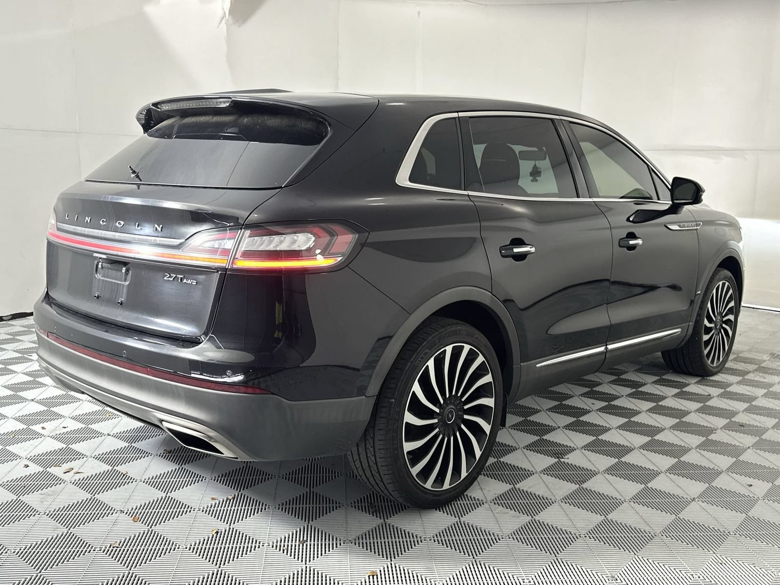 Used 2019 Lincoln Nautilus Black Label AWD/4WD image 8