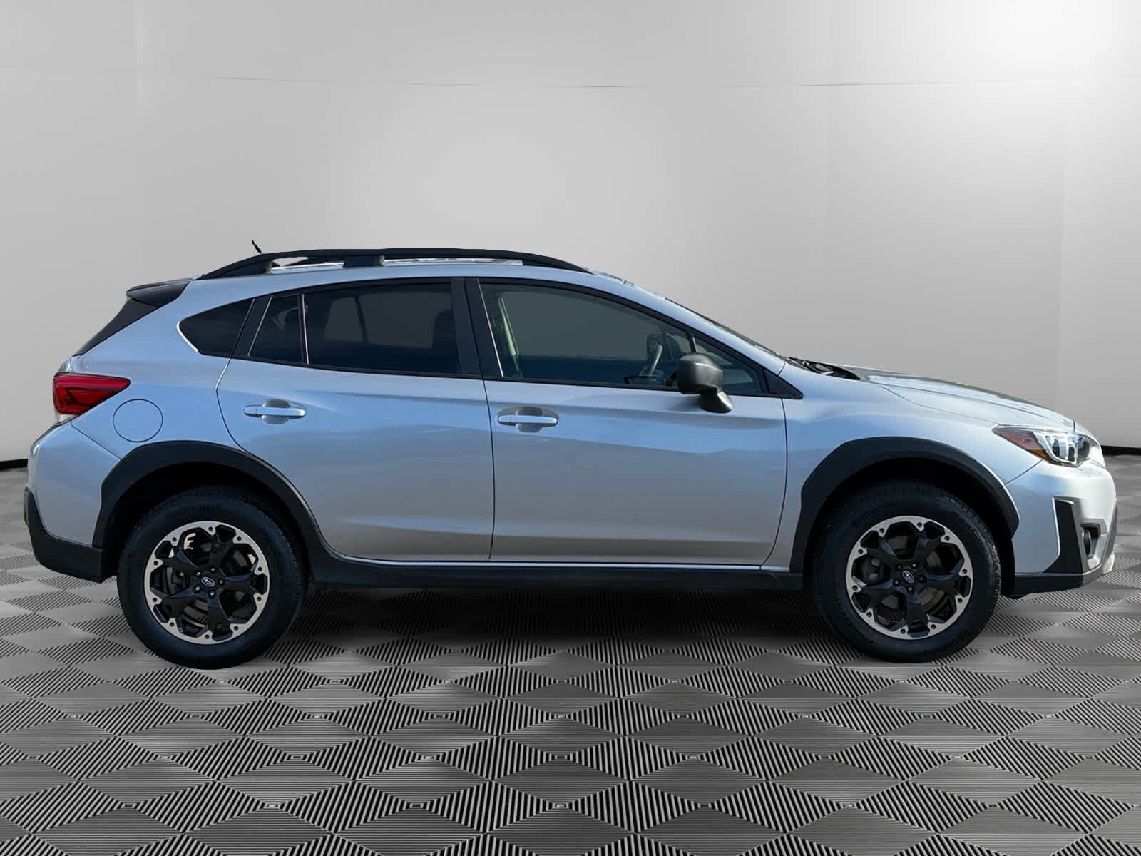 Used 2021 Subaru Crosstrek 2.0i image 6