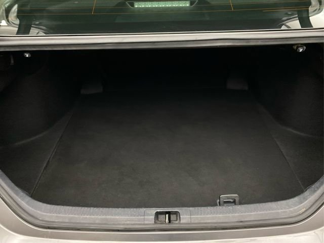 Used 2022 Toyota Camry SE FWD image 13