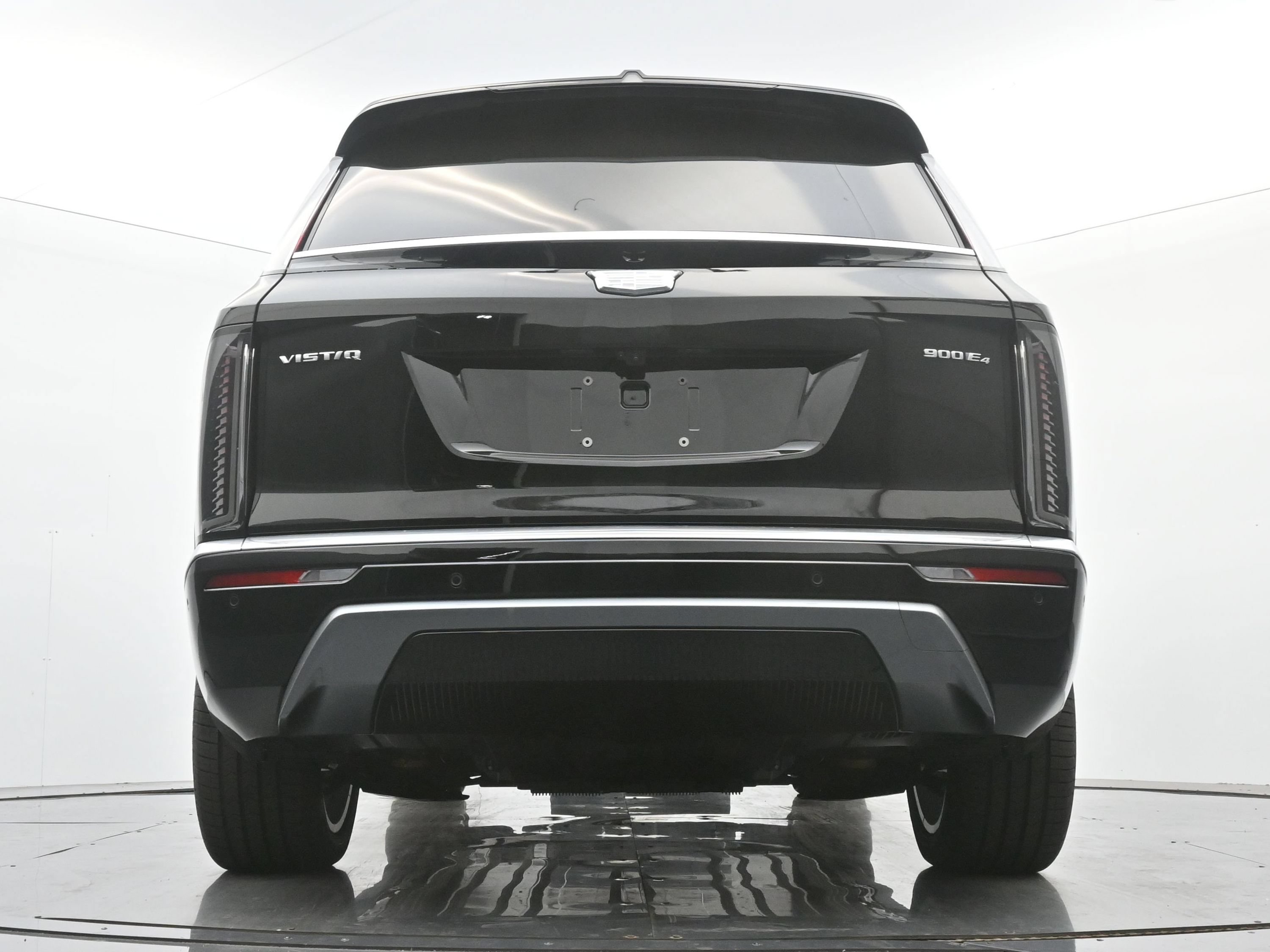 New 2026 Cadillac Vistiq Premium Luxury w/ LPO, Floor Liner Package AWD/4WD image 18