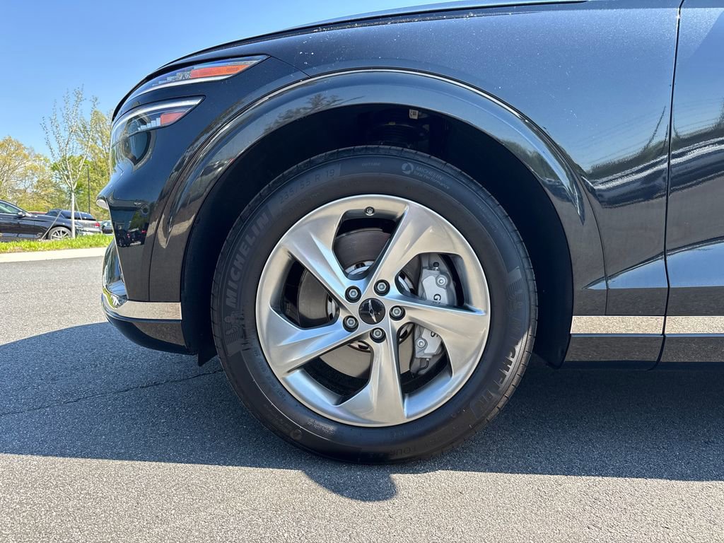 Used 2026 Genesis GV70 2.5T Advanced image 11