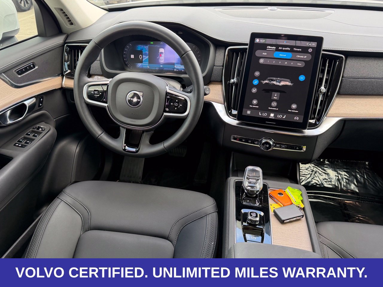 Certified 2025 Volvo XC90 B5 Core AWD/4WD image 15