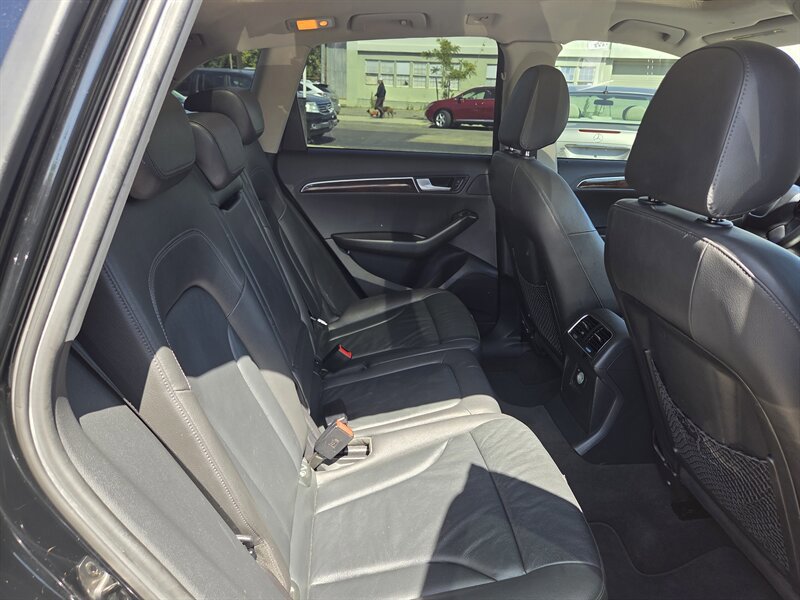 Used 2010 Audi Q5 3.2 Premium AWD/4WD image 14
