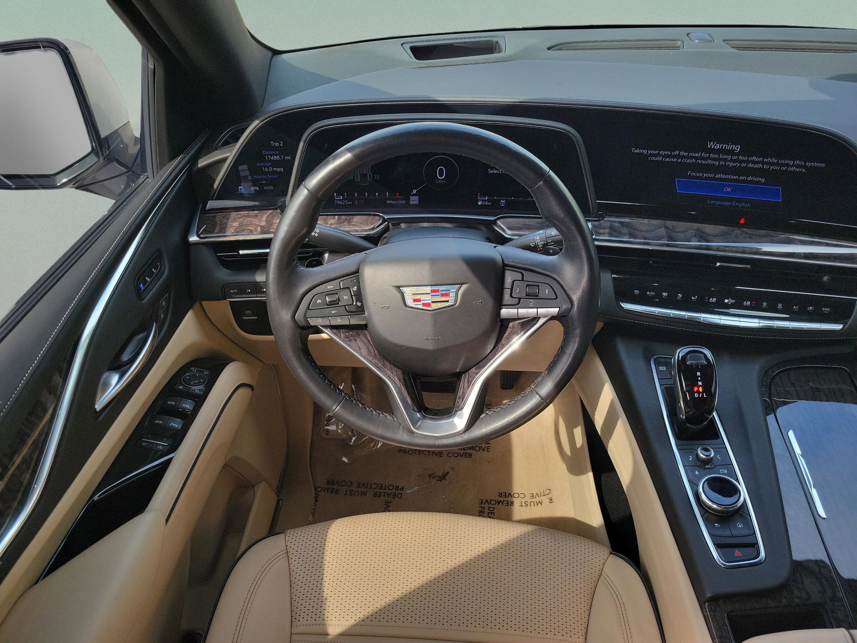 Used 2022 Cadillac Escalade Premium Luxury image 19