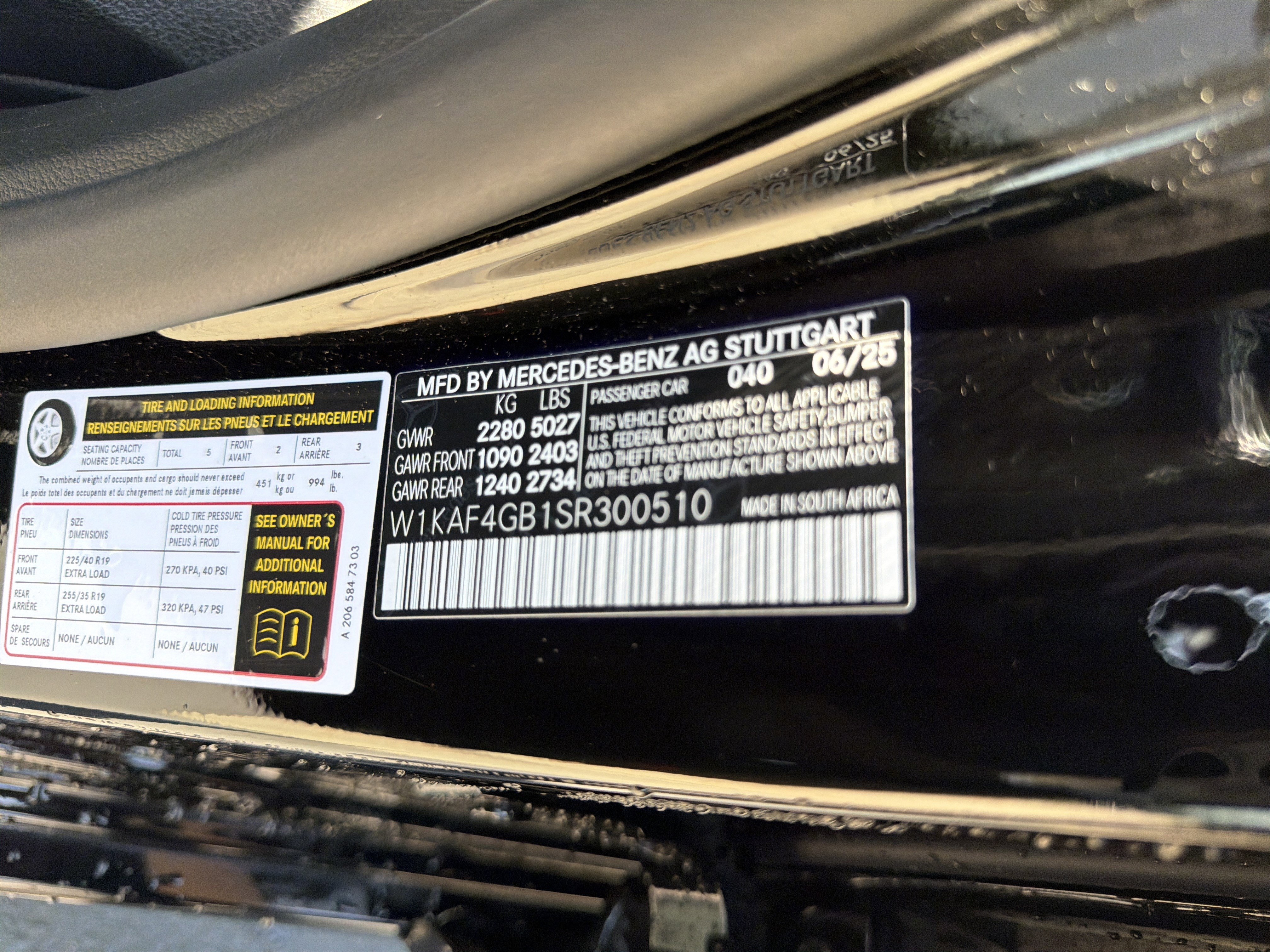 Used 2025 Mercedes-Benz C 300 Sedan image 37