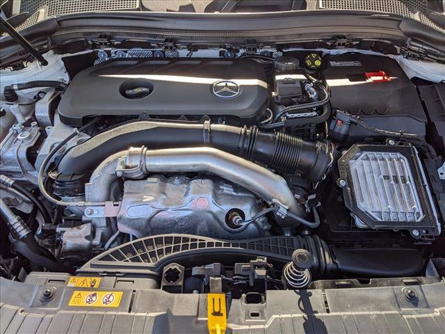 Certified 2025 Mercedes-Benz GLA 250 4MATIC image 27