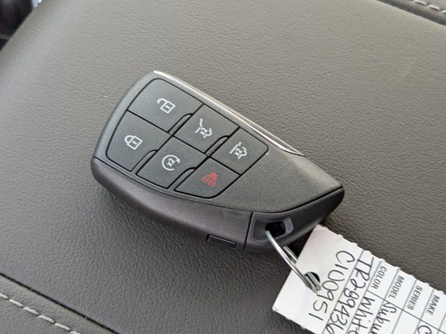 New 2026 Chevrolet Suburban LT w/ Comfort Package RWD image 29