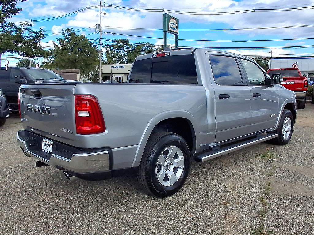 Used 2025 RAM 1500 Big Horn AWD/4WD image 31