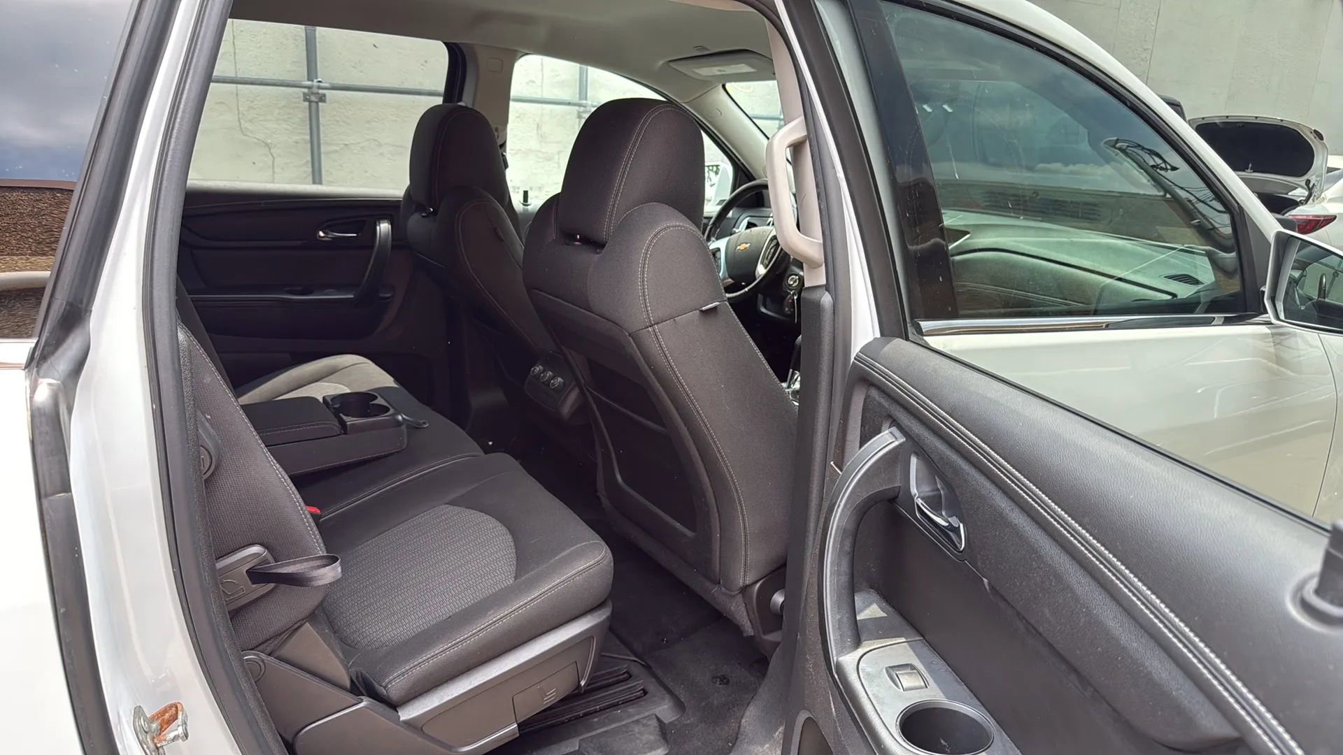 Used 2017 Chevrolet Traverse LT w/ Style and Technology Package image 25