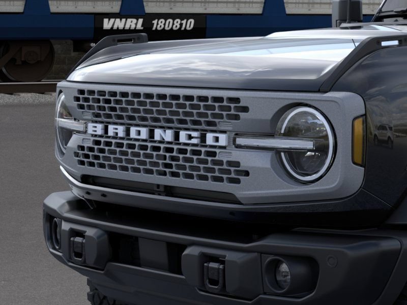 New 2026 Ford Bronco Badlands w/ Sasquatch Package AWD/4WD image 10