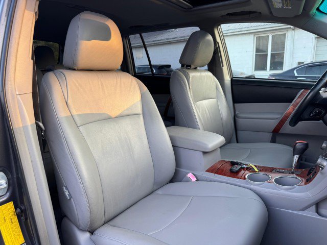 Used 2008 Toyota Highlander Limited image 16