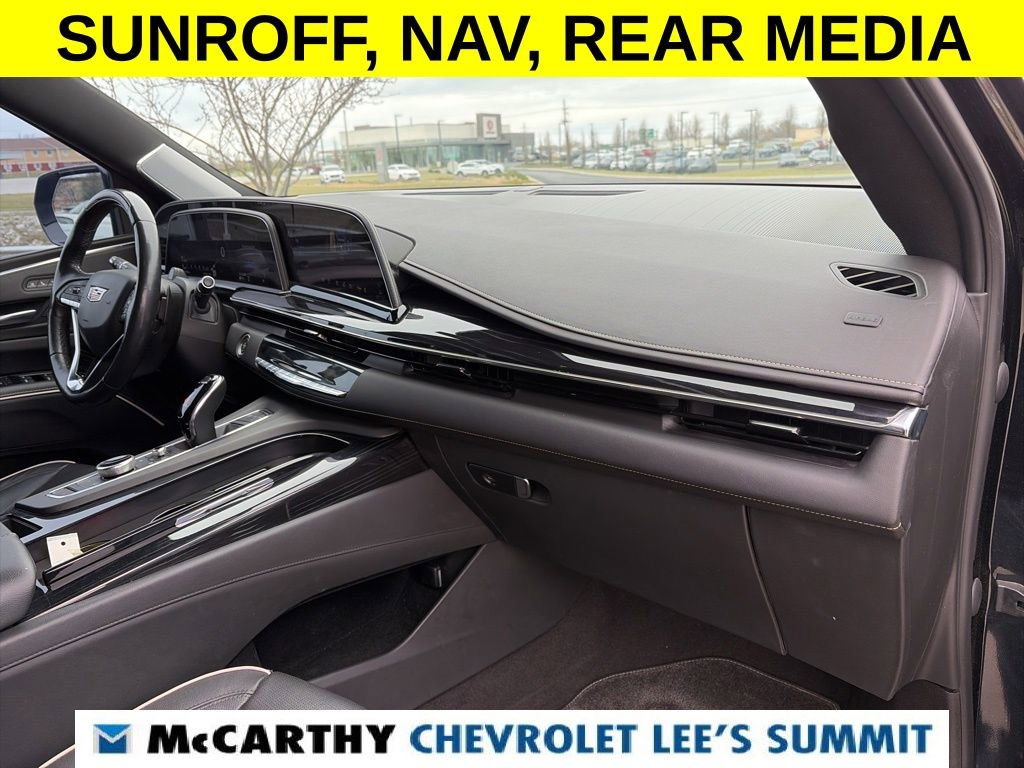 Used 2023 Cadillac Escalade ESV Sport w/ LPO, ONYX Package image 35